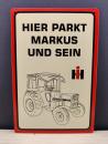 Hier Parkt . . . und sein IHC 633 Blechschild